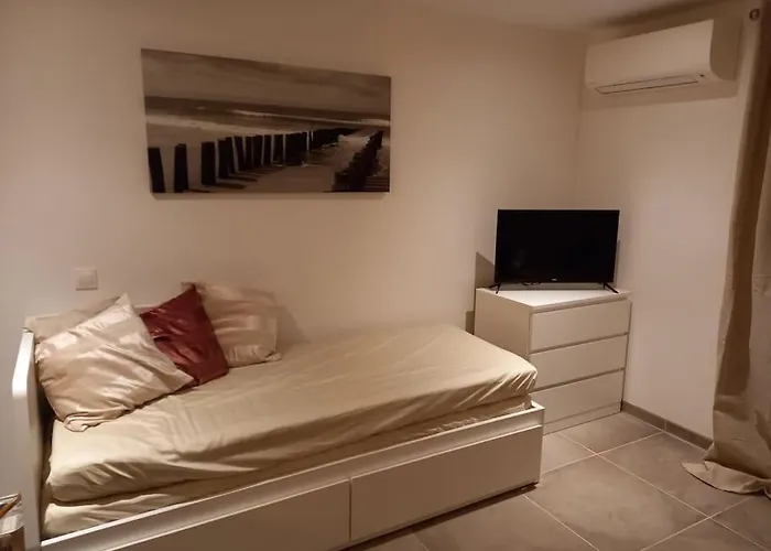 Cosy Studio Clim Mer 1Mn